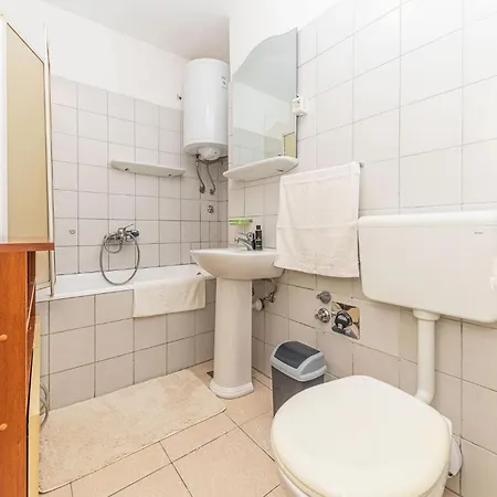 Gorgeous In With Kitchenette Appartamento *